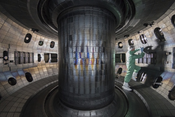 Tokamak