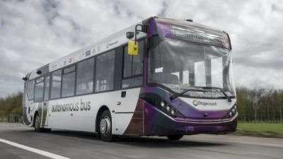 CAVForth: autonomní autobusy 4. úrovně začnou ve Skotsku jezdit od května