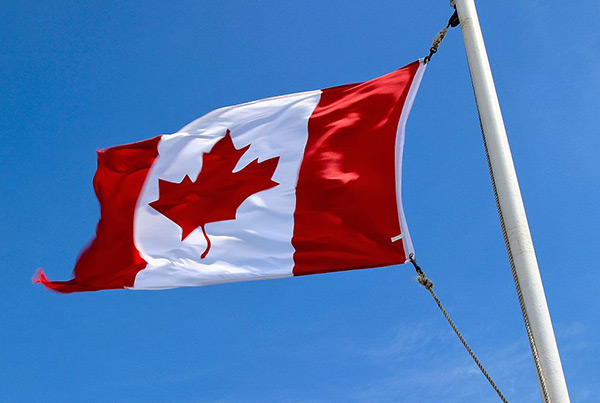 Hollywood prohrál, Kanadě bude platit za hledání pirátů