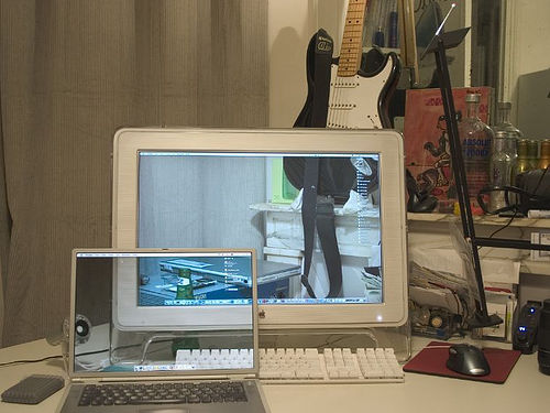 Průhledné displeje a monitory?