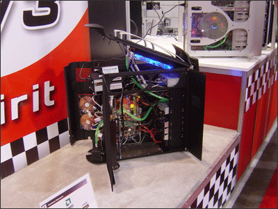 Thermaltake SwordM - luxusní počítačová skříň