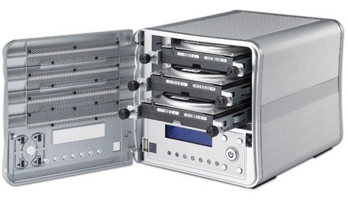 Thecus vypouští ComboNAS N0503