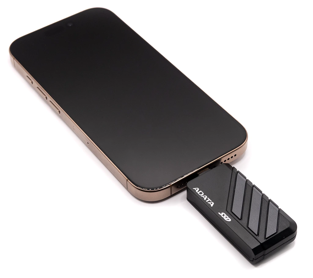 Adata SC735 na iPhone 16 Pro