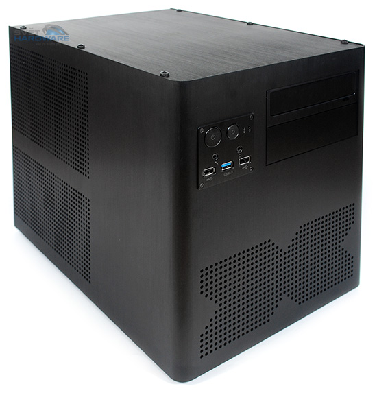 Xigmatek Gigas: herní sestava v hliníku