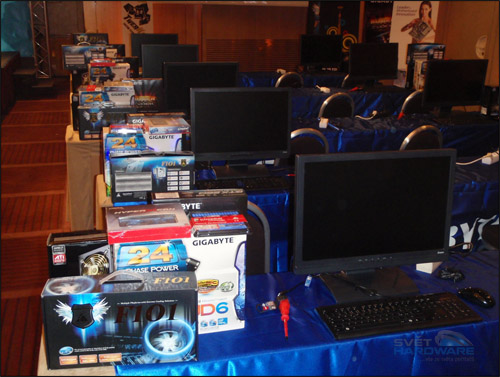 Gigabyte TweaKing: kouzlení v Paříži