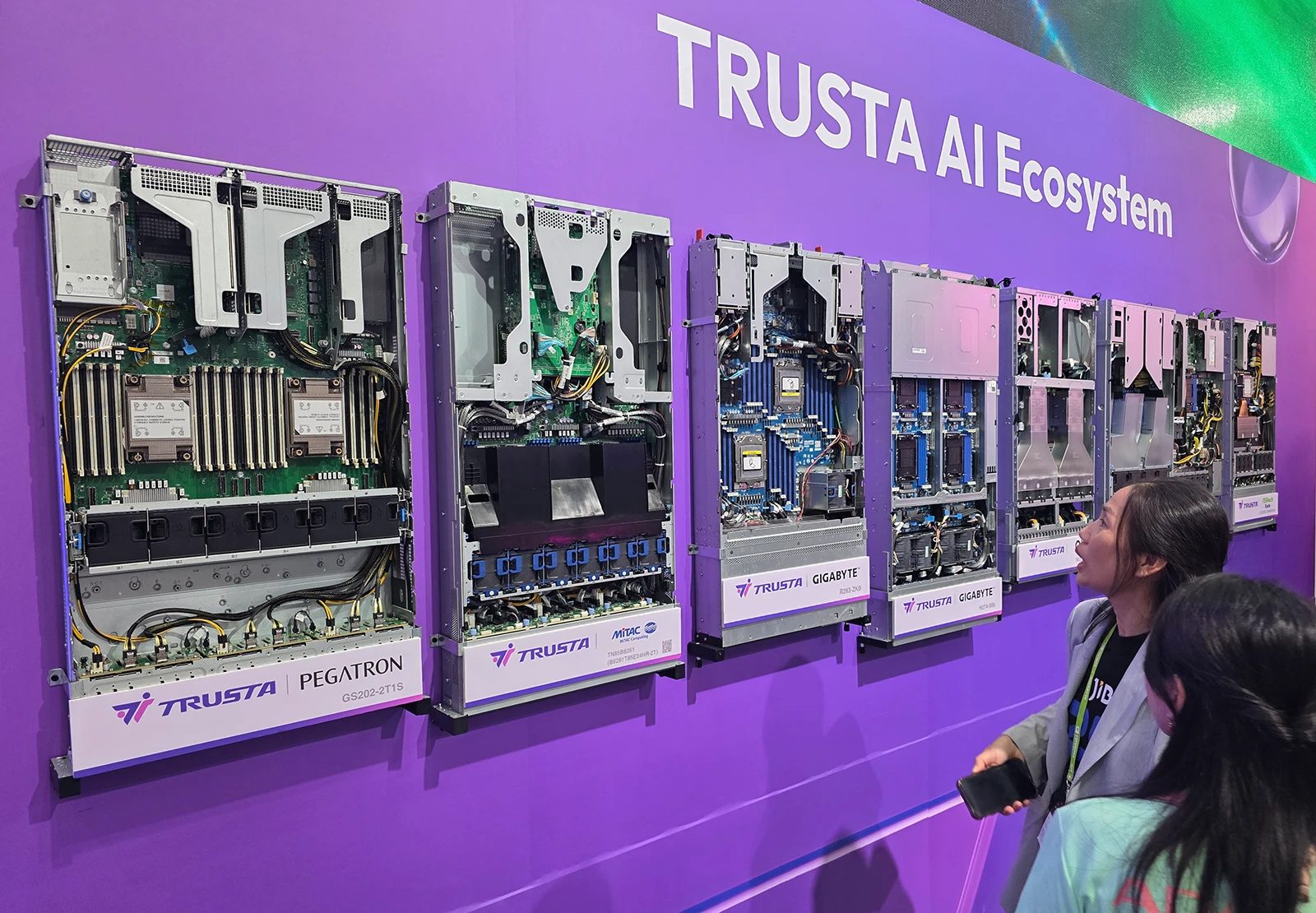 Adata Trusta AI
