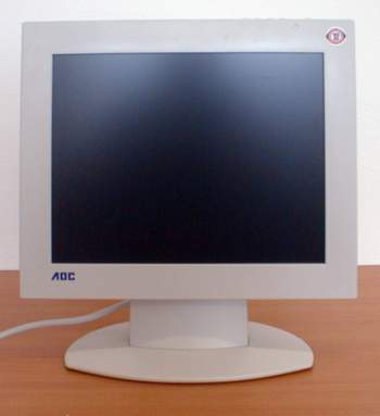 17 palců tekutých krystalů za 17 "litrů"