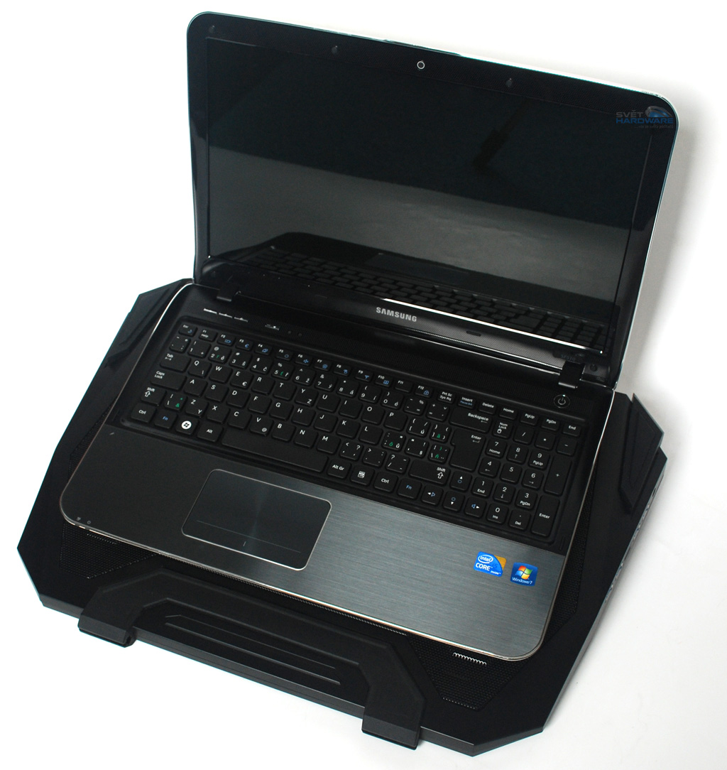 CM Storm SF-19: mohutný chladič s USB 3.0