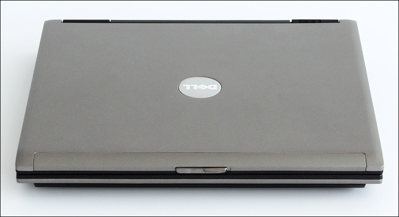 Dell Latitude D410: notebook jako dělaný na práci v terénu