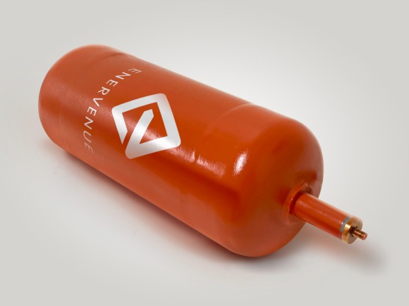 Vesmírná technologie z ISS jde na trh: baterie Enervenue s 20letou zárukou