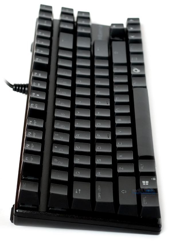 Ozone Strike Battle: kompaktní herní klávesnice