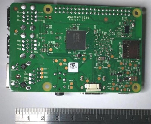 Raspberry Pi 3 je tu, co nabídne?