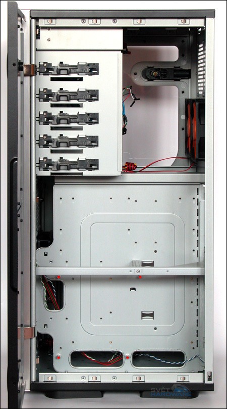 Thermaltake Mozart TX: počítačová almara