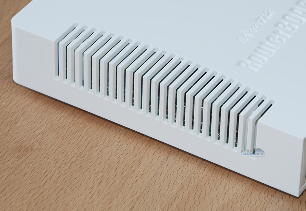 Mikrotik RB751G-2HnD: bezkonkurenční router?