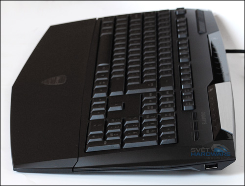 Gigabyte Aivia: makra, podsvícení i USB hub