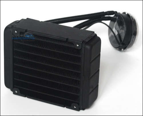 Corsair H70: návrat kompaktního vodníka