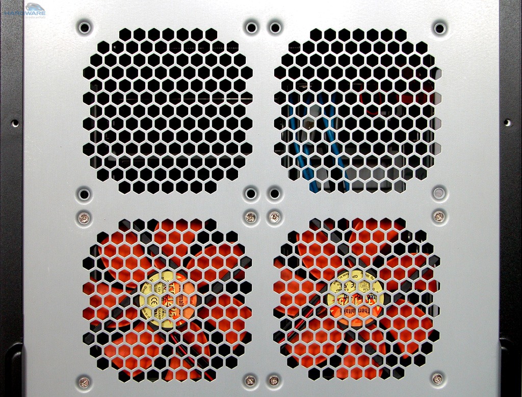 Thermaltake Mozart TX: počítačová almara