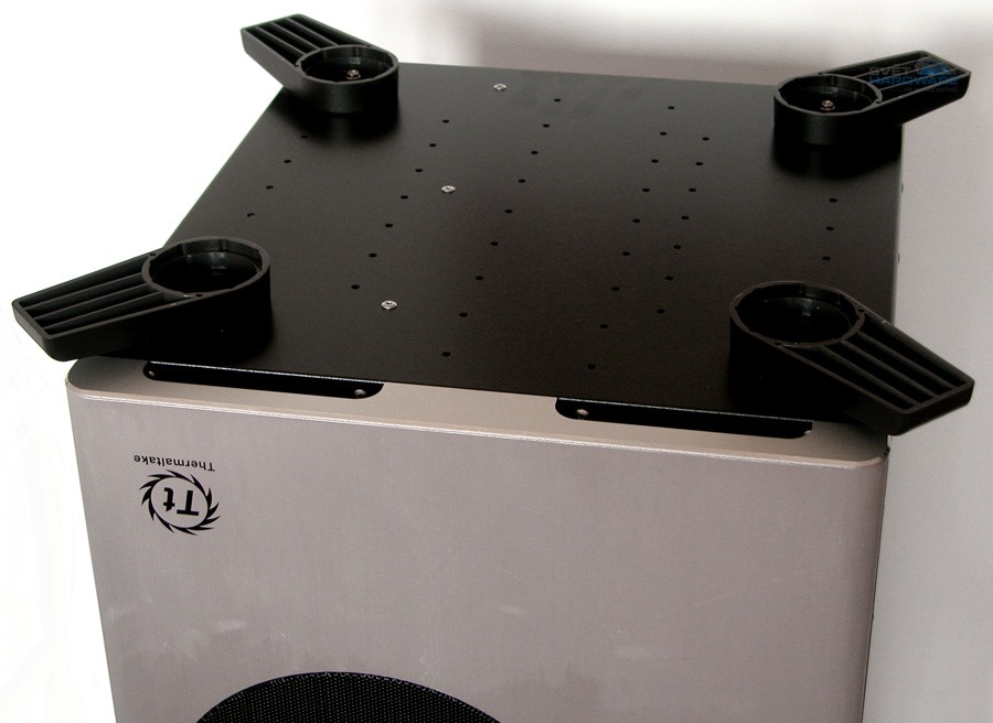 Thermaltake Mozart TX: počítačová almara