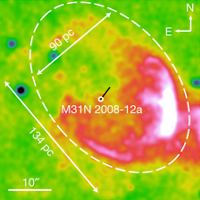 Hvězda v Andromedě každoročně už miliony let exploduje jako nova