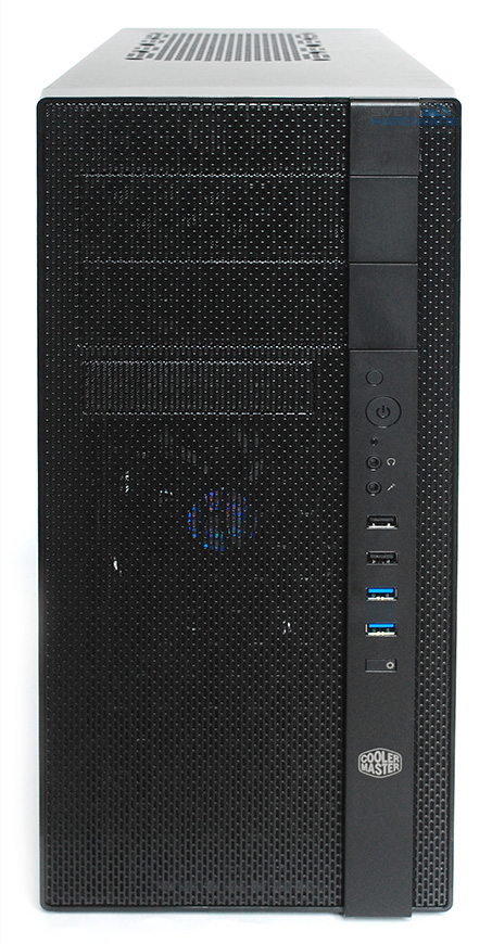 Cooler Master N400: levný elegán