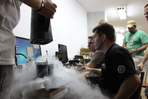 Čtyřjádrový procesor Phenom téměř pokořil hranici 7 GHz