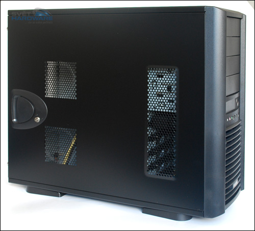 Chieftec CH-09B-B-OP: kvalitní klasika