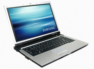 CeBIT 2006: Samsung předvedl notebook s "pevným diskem" z Flash pamětí