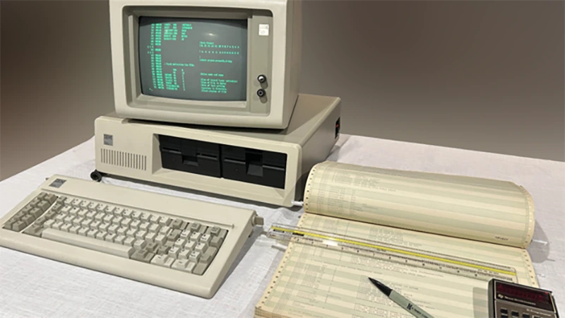 Microsoft uvolnil zdrojové kódy 86-DOS 1.00