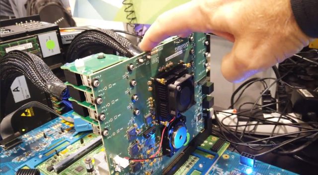 Intel testuje PCIe 5.0 na procesorech Sapphire Rapids