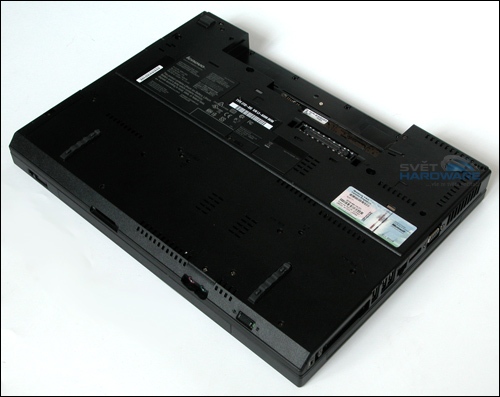 Test herních notebooků: Lenovo ThinkPad R500