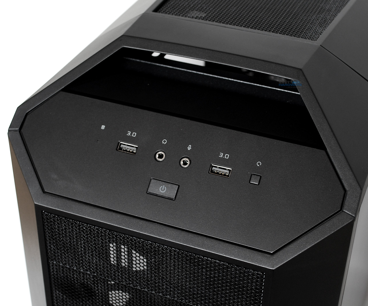 CM MasterCase Pro 3: výkon s Micro ATX