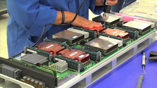 USA ztratily už i třetí místo v seznamu nejvýkonnějších superpočítačů