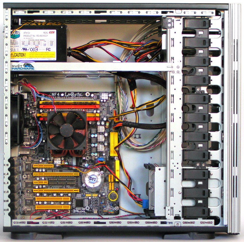 APlusCase X-Blade: supervěž z Německa