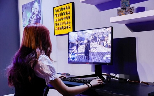 Další herní monitor s mini LED. AOC uvádí model AG274QXM