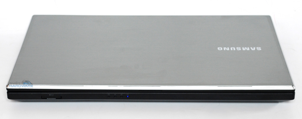 Samsung 305V5A: AMD CrossFire levně