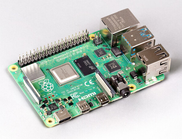 Raspberry Pi 4 získalo 8 GB RAM, nastupuje 64bitový Raspberry Pi OS