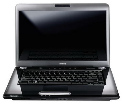 Toshiba uvádí svůj první notebook se širokoúhlým 16“ displejem