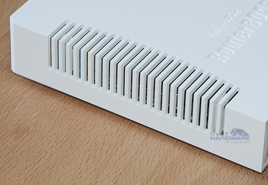 Mikrotik RB751G-2HnD: bezkonkurenční router?