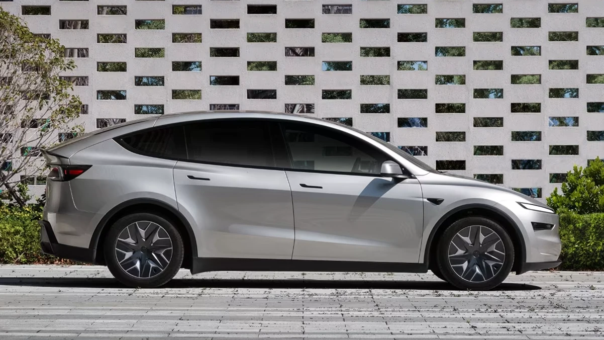 Tesla Model Y L Premium Launch Series