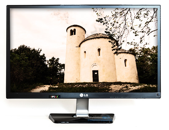 LG IPS237L: pokračovatel legendy?