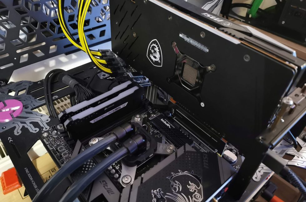 Simulované Core i5-12400 v testu proti R5 5600X, můžeme se těšit?