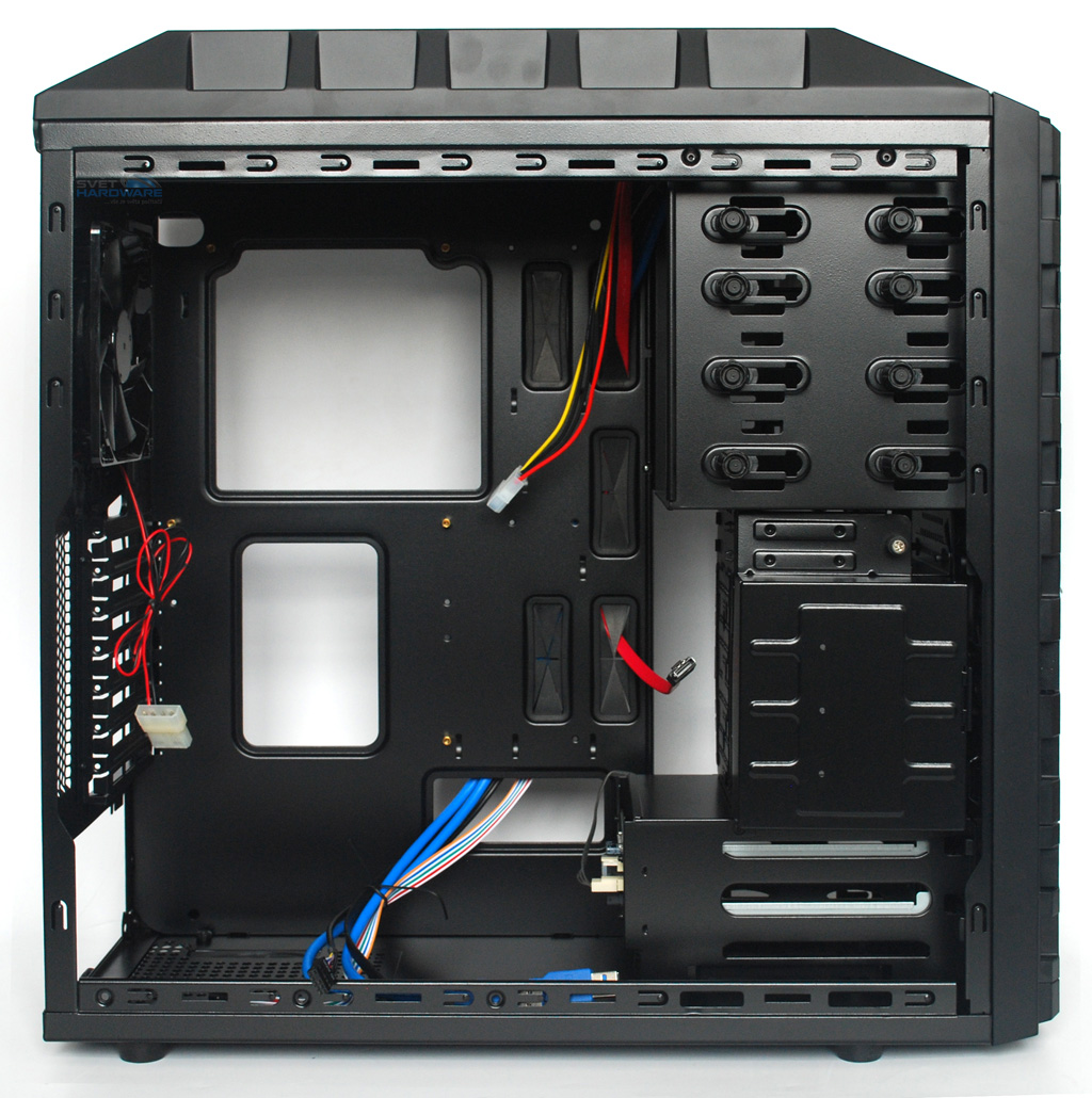 Enermax Hoplite: moderní a vybavená