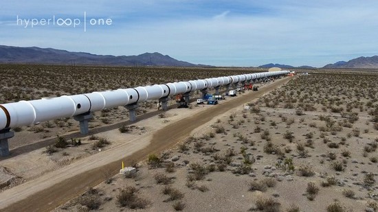 Hyperloop One odhaluje svou testovací dráhu v Nevadě
