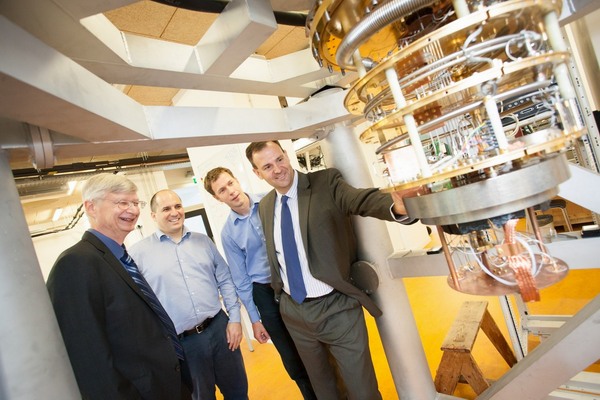 Intel investuje do výzkumu kvantových počítačů