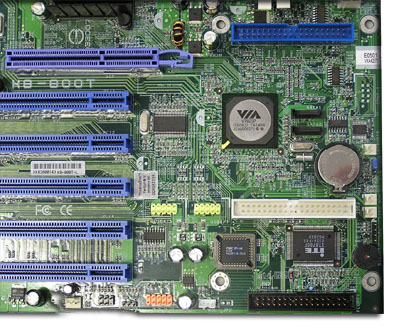 FIC K8-800T: Levný nemusí být špatný