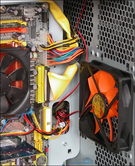 Thermaltake Mozart TX: počítačová almara