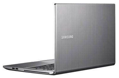 Samsung má v předprodeji 17" notebook s Ivy Bridge