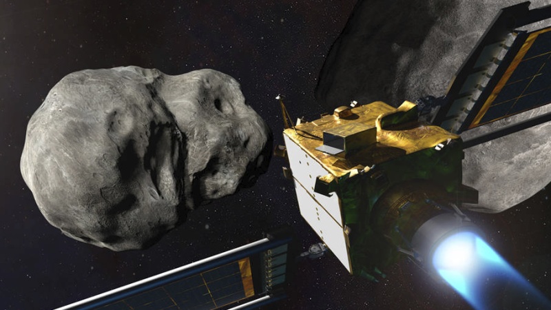 NASA se už za pár hodin pokusí nárazem sondy odklonit asteroid v misi DART