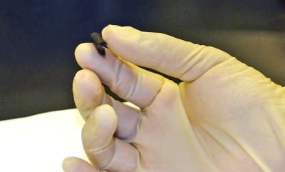 Vědci vyvinuli baterii o tloušťce papíru