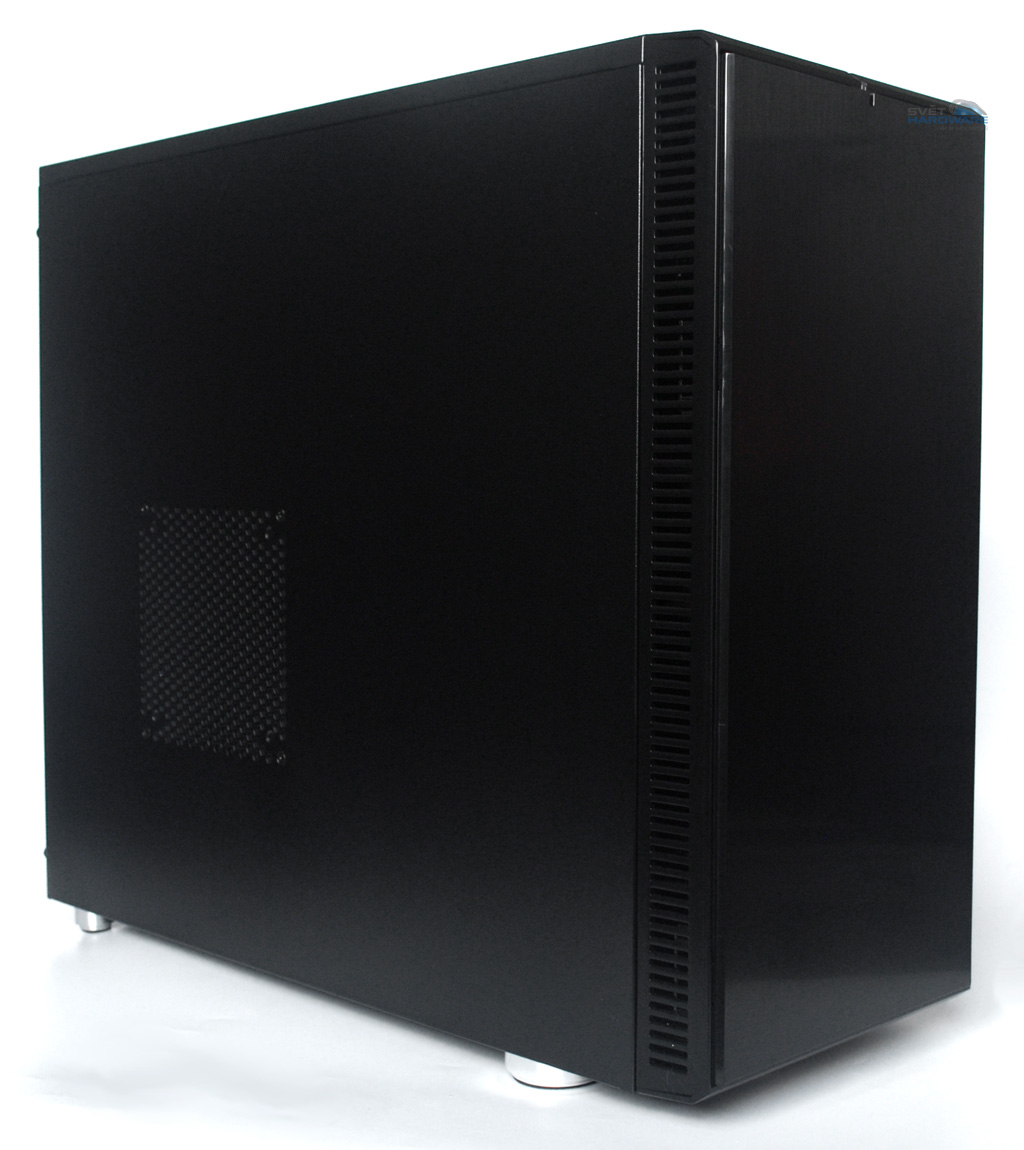 Fractal Design Define R3: funkční minimalismus